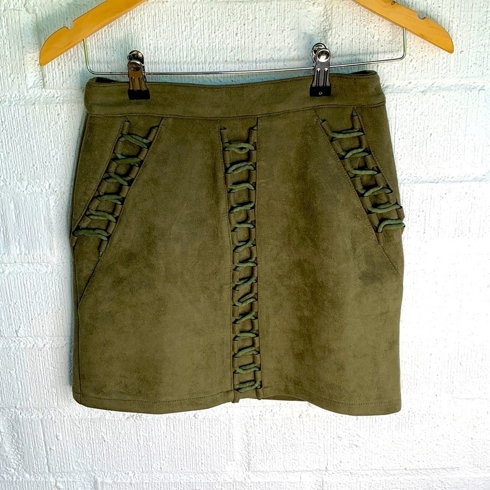 Seek The Label Suede Green Mini Skirt sz S